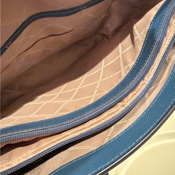 Michael Kors Teal Tote Bag - Picture 5 of 6